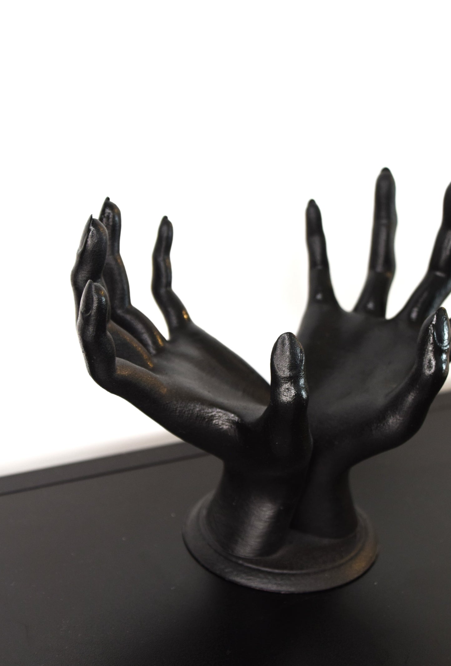 Gothic Hands Decor Holder, Witch Hand Sculpture Stand for Jewelry, Keys & Home Display