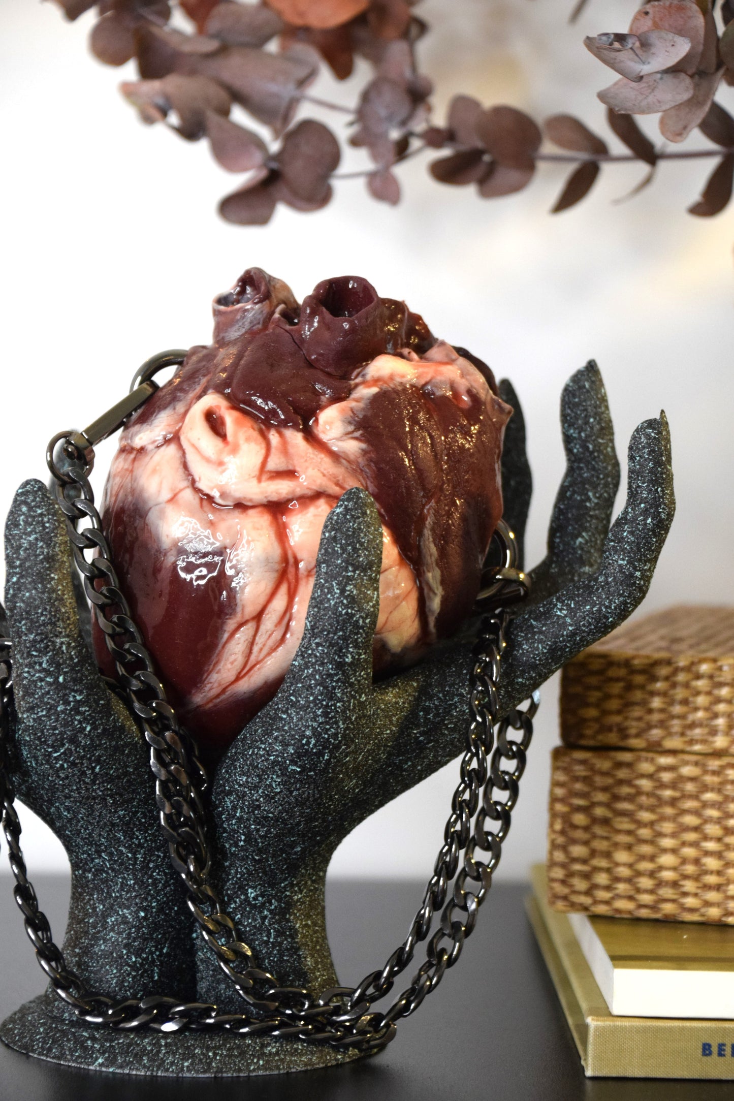 Gothic Hands Decor Holder, Witch Hand Sculpture Stand for Jewelry, Keys & Home Display