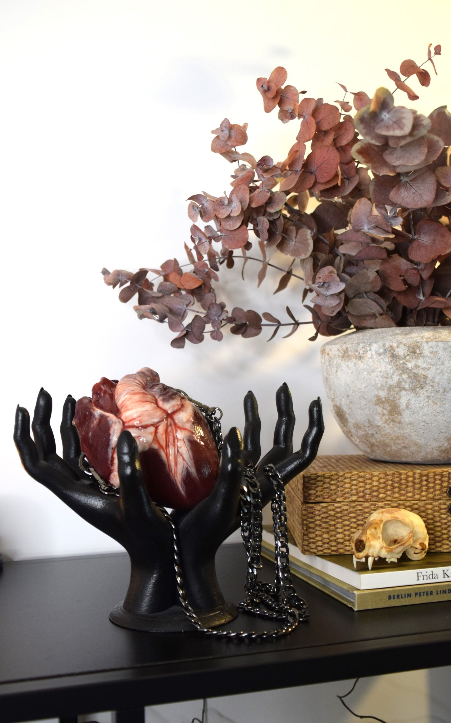 Gothic Hands Decor Holder, Witch Hand Sculpture Stand for Jewelry, Keys & Home Display