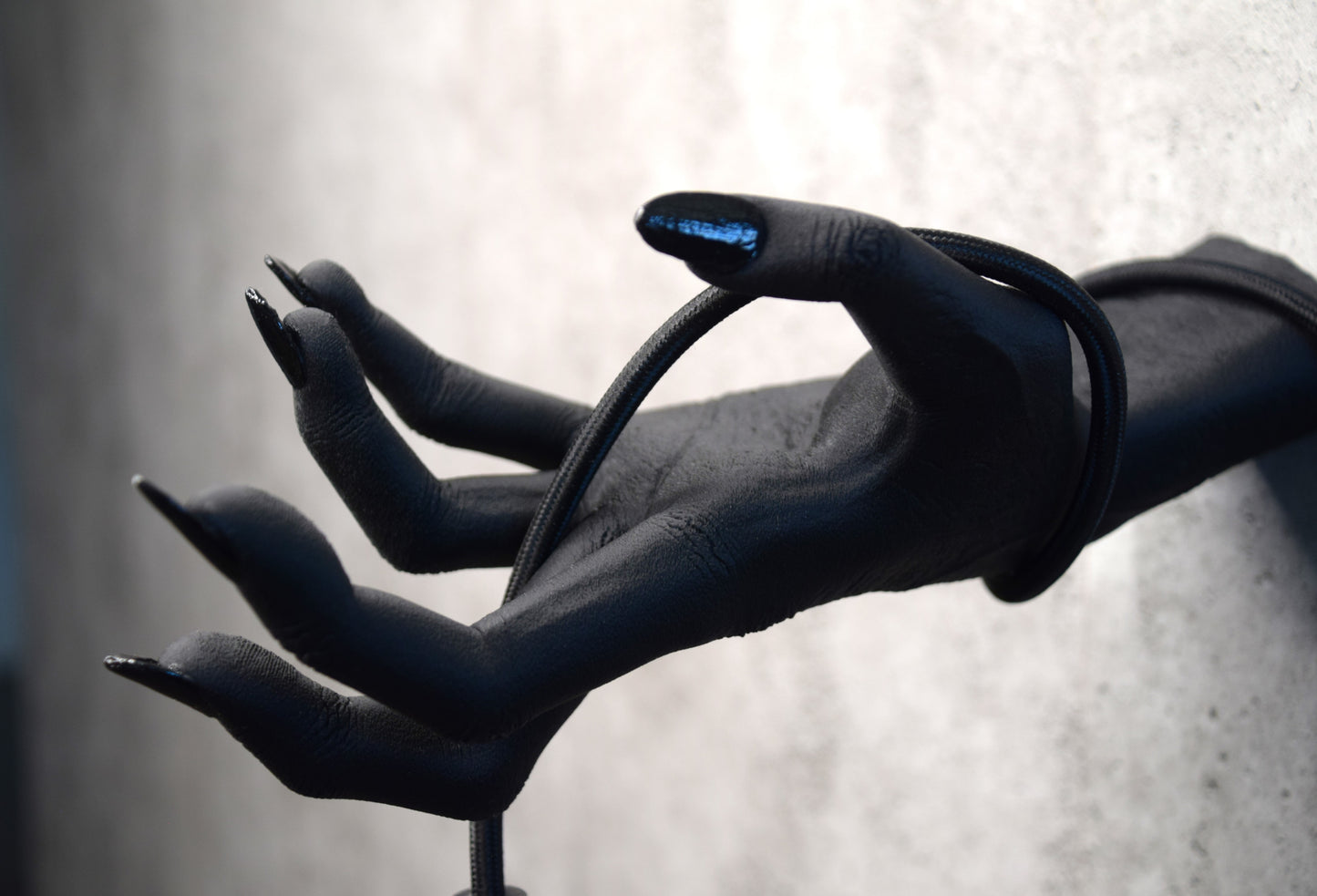 Witch Hand Wall Lamp, Gothic Hand Light Fixture, Horror Wall Sconce, Dark Aesthetic Lighting Decor